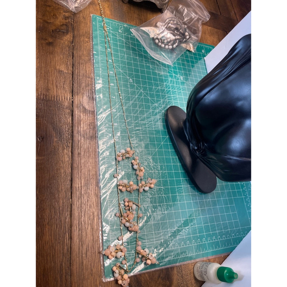 Talbots necklace - Picture 7 of 8